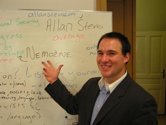 Diskussion Allan Stevo 10