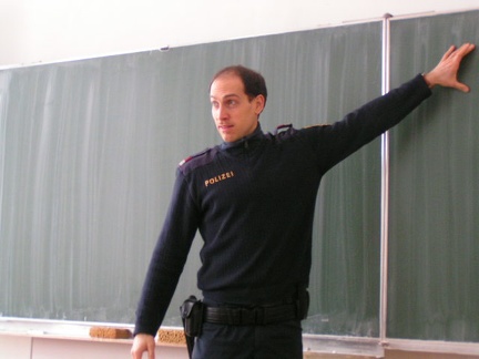 Polizei - Vortrag Hirsch 022