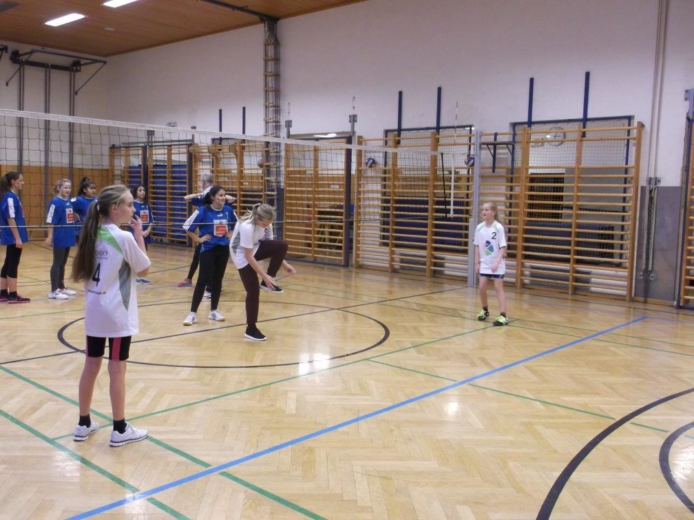 Volleyball Maedchen 01